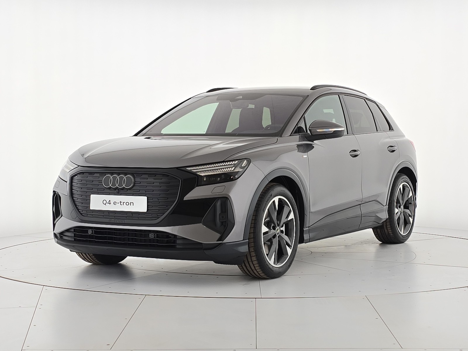 Audi Q4 e-tron 55 s line edition quattro