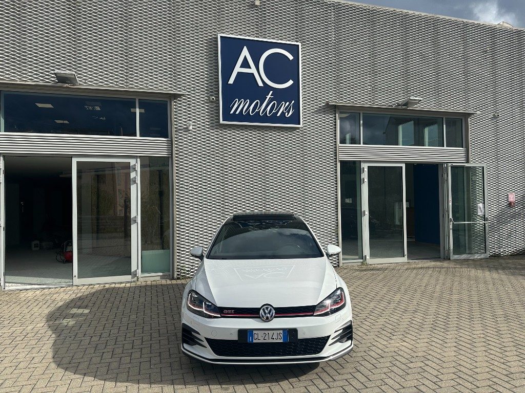 VOLKSWAGEN Golf GTI Performance 2.0 245 CV TSI DSG 5p. BMT