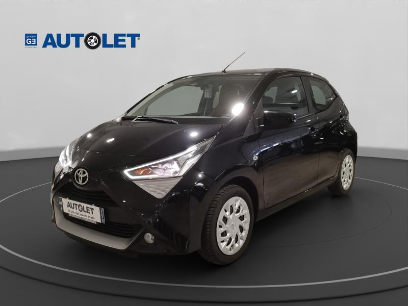 Toyota Aygo II 2018 5p Aygo 5p 1.0 x-play 72cv