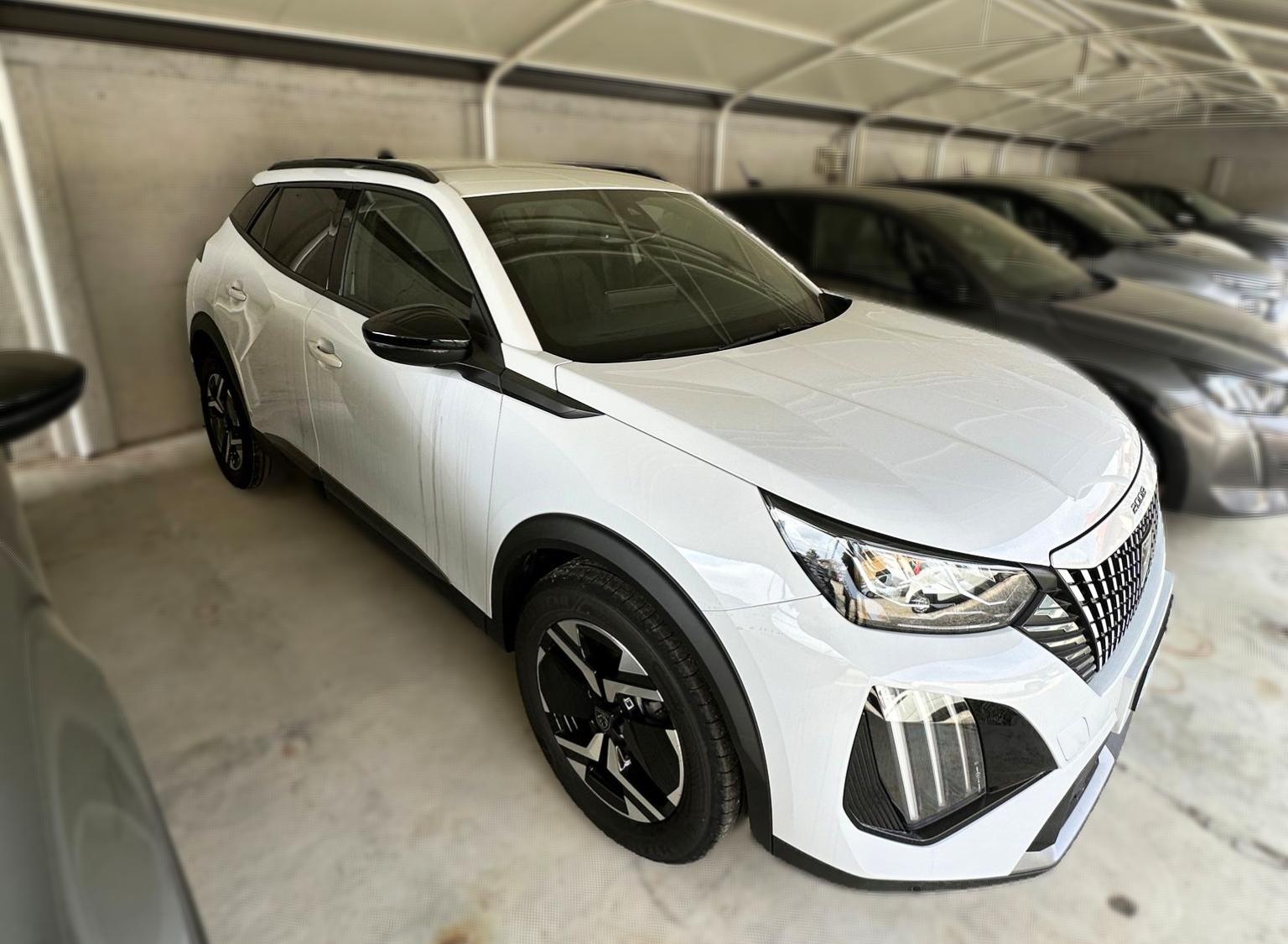 PEUGEOT 2008