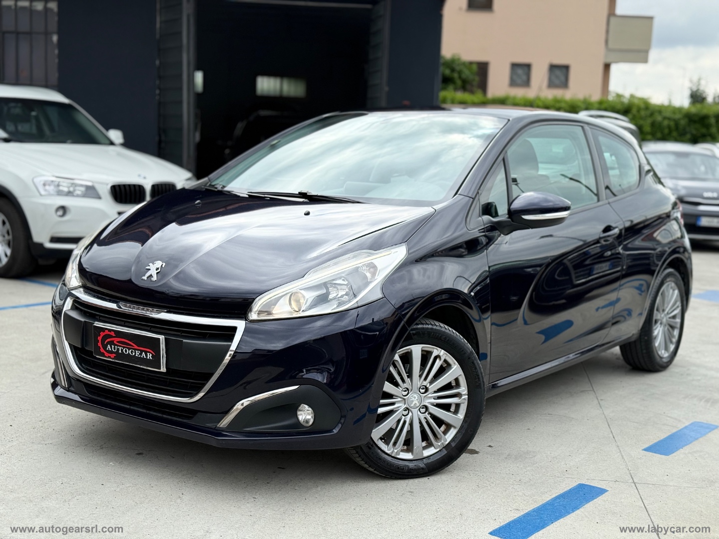 PEUGEOT 208 208 1.2 VTi 82 CV 3p. Allure