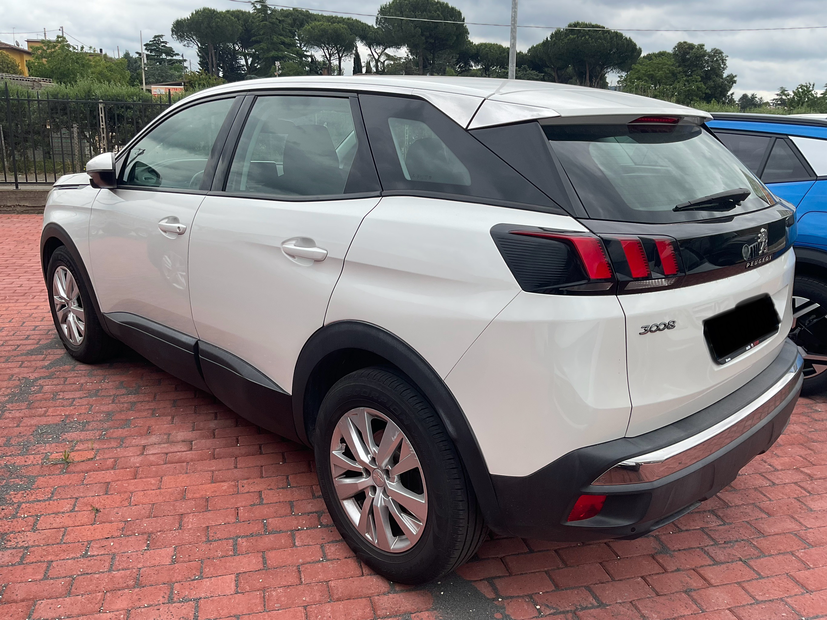 Peugeot 3008 1.5 hdi aut.
