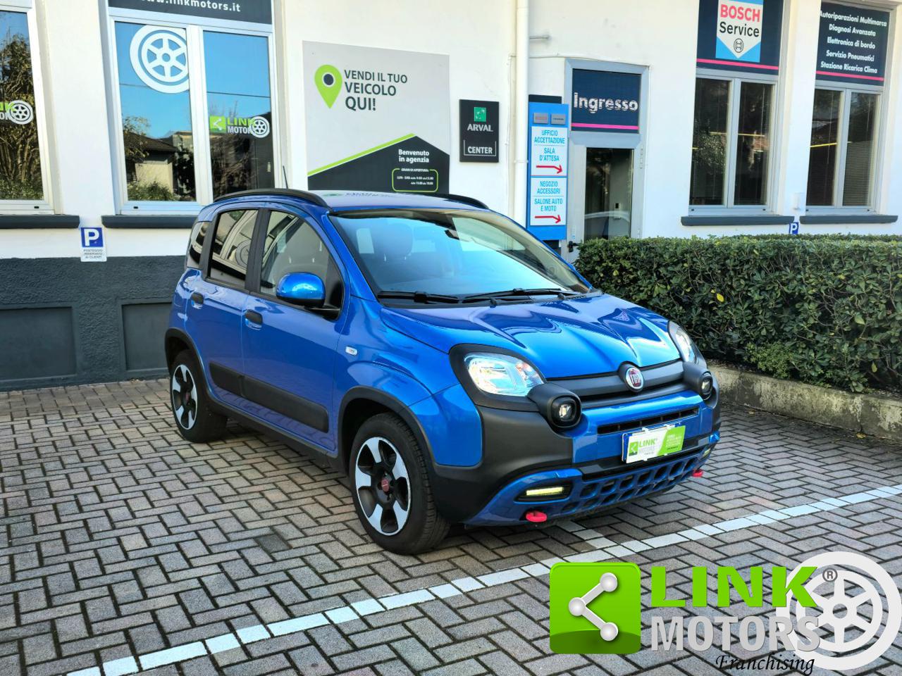 FIAT PANDA CROSS 1.0 Hybrid