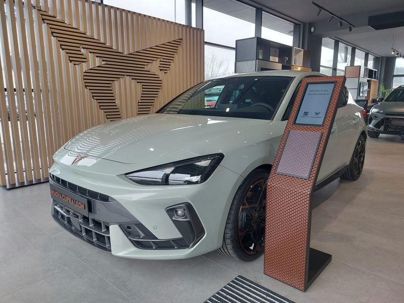 Cupra Leon 1.5 Hybrid 150 CV DSG