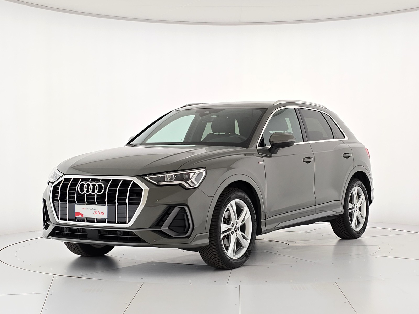 Audi Q3 35 2.0 tdi s line edition s-tronic