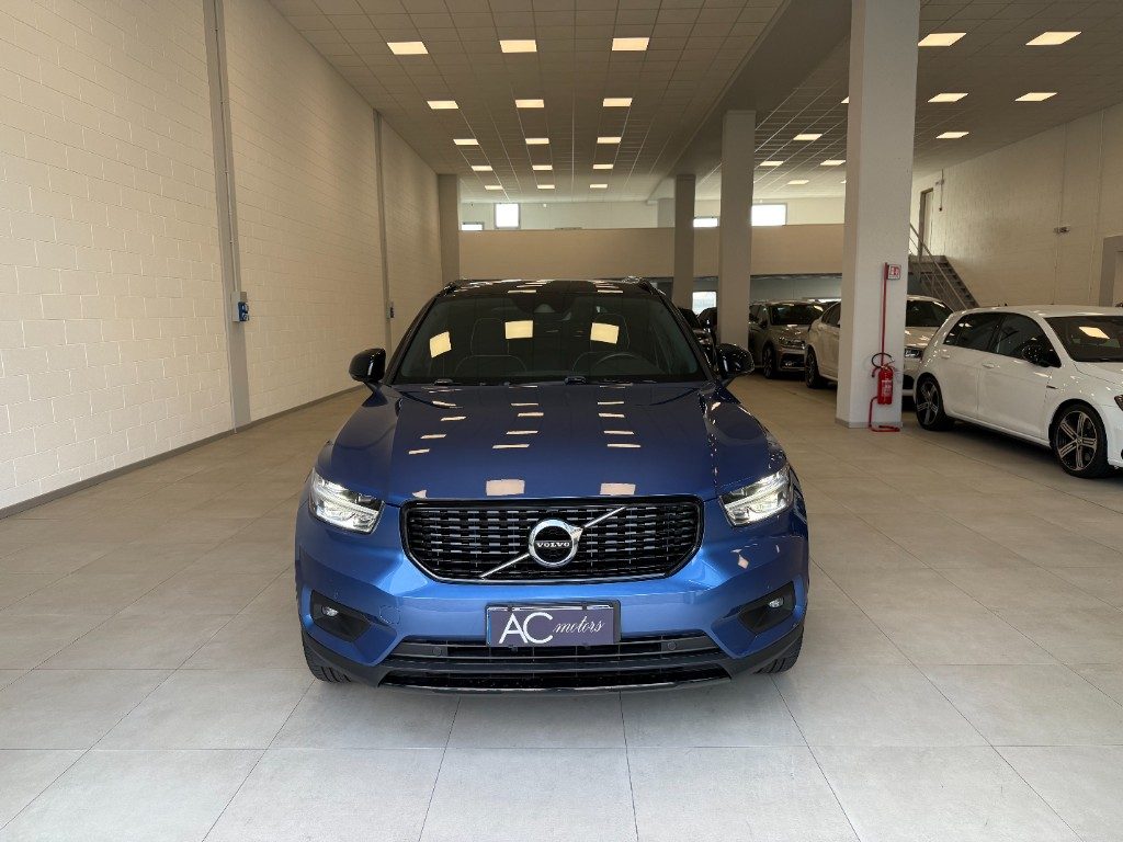 VOLVO XC40 D3 AWD Geartronic R-design